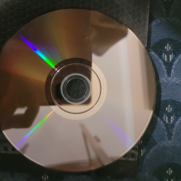 Roger Rabbit DVD(not blueray) - Picture 2 of 2